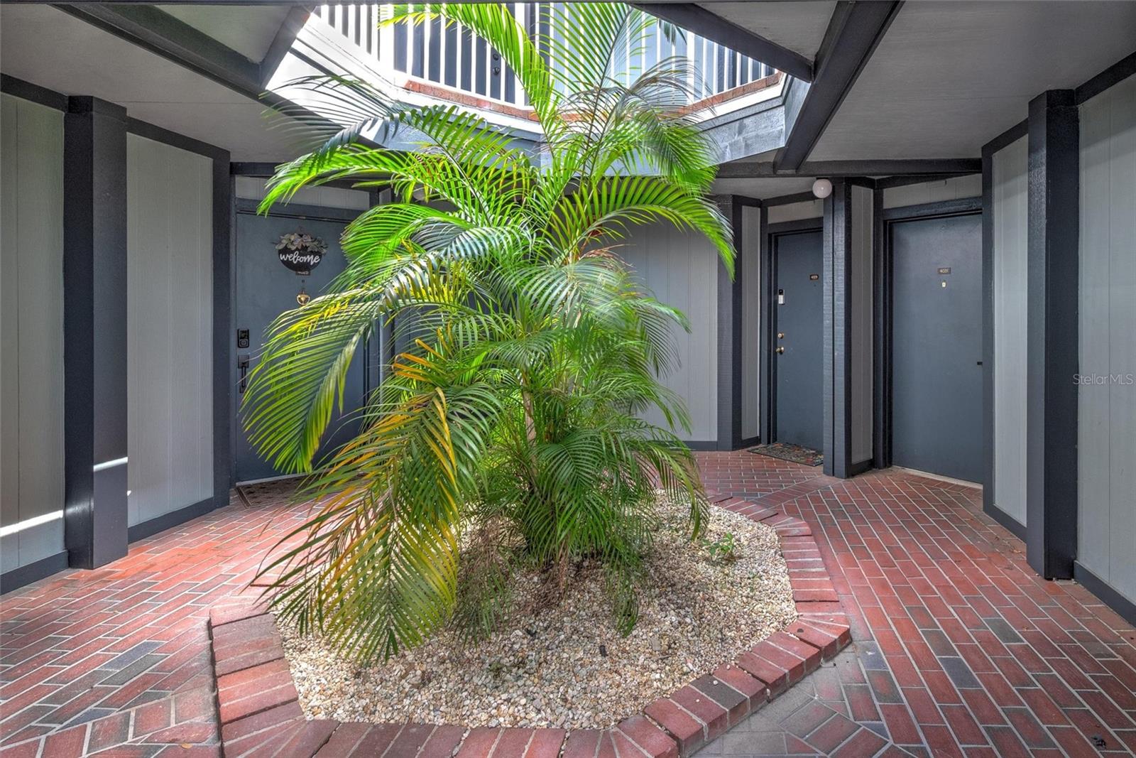 Image 25 of 41 For 4031 Atrium Drive L6