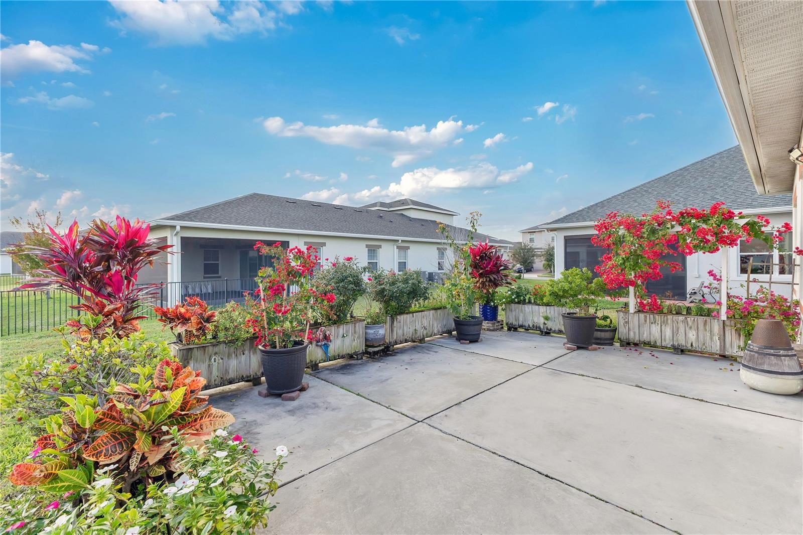 Image 26 of 50 For 5092 Twin Lakes Boulevard