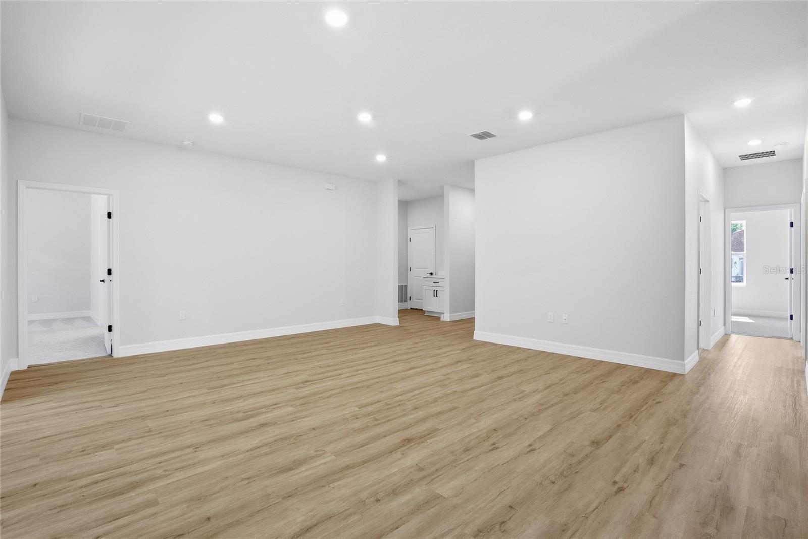 Image 6 of 40 For 6805 132nd Street