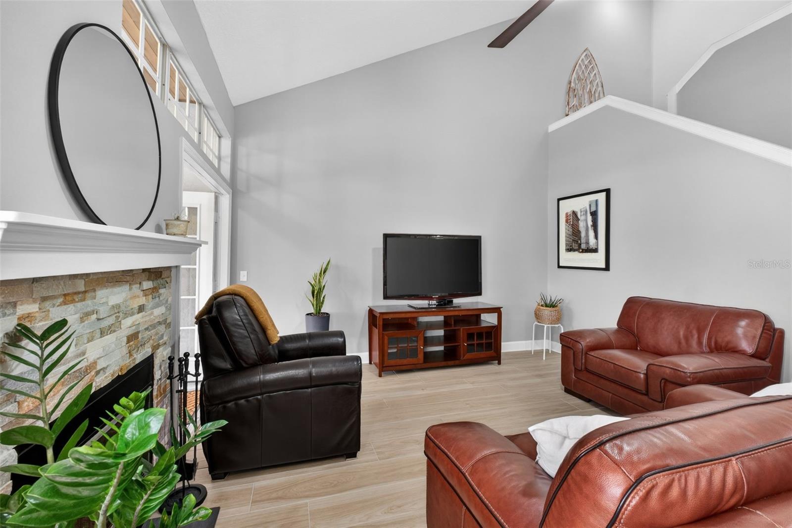 Image 11 of 69 For 1432 Farrindon Circle