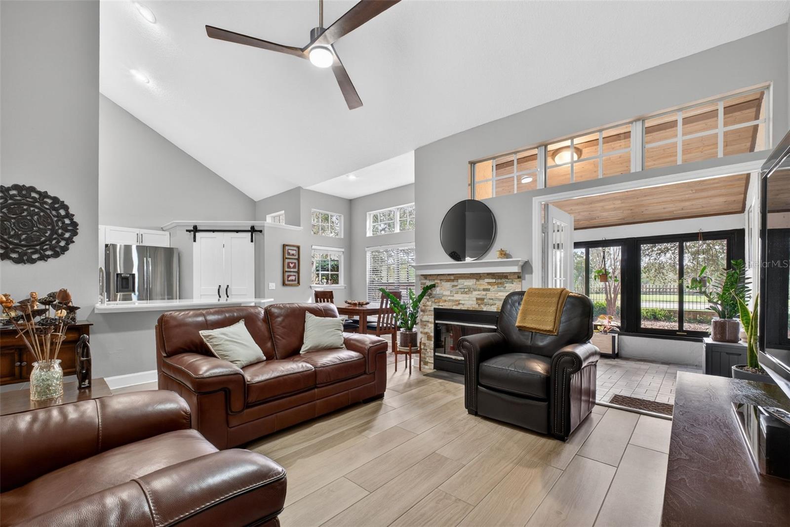 Image 3 of 69 For 1432 Farrindon Circle