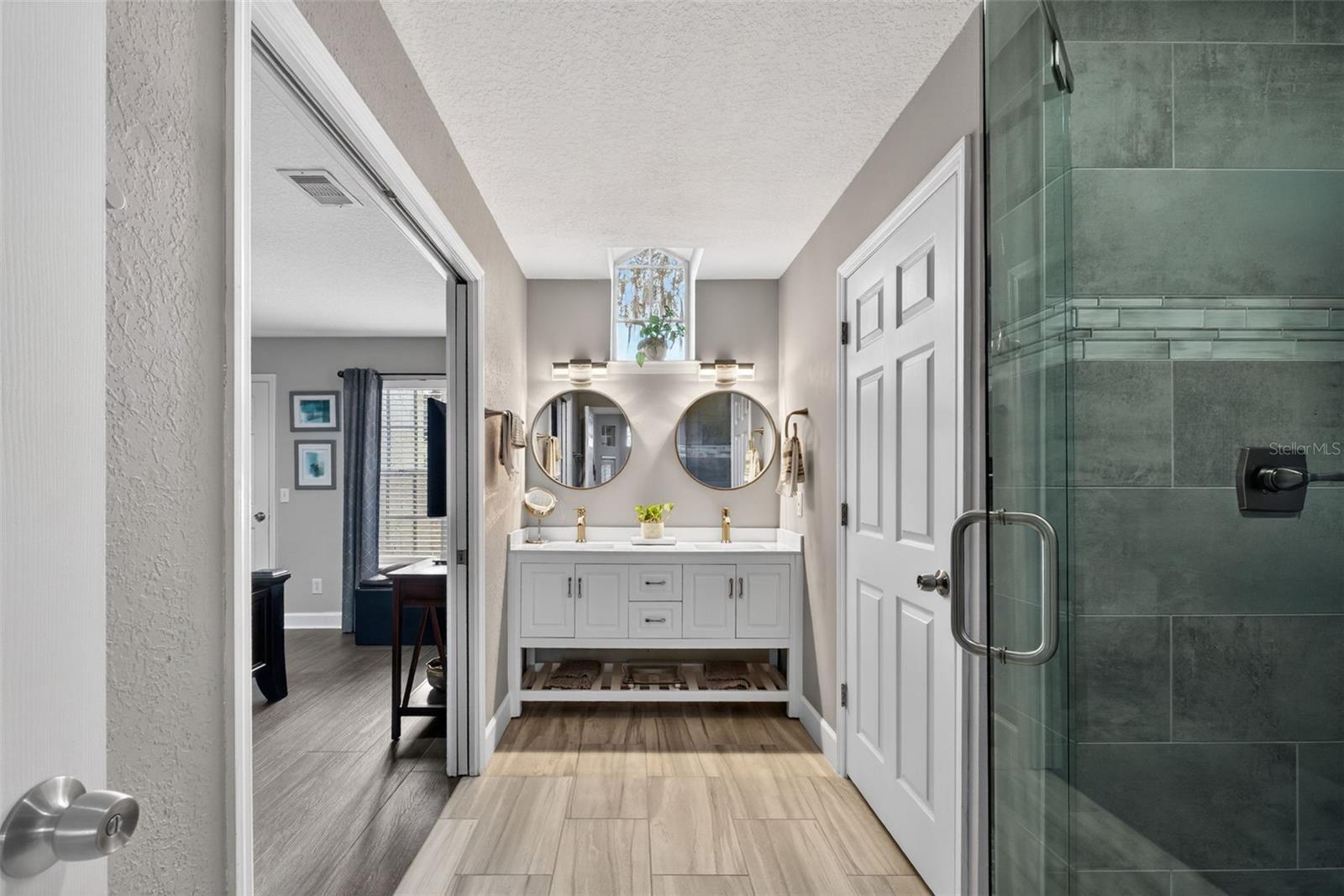 Image 32 of 69 For 1432 Farrindon Circle