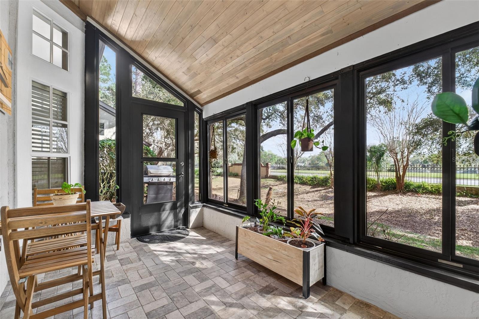 Image 5 of 69 For 1432 Farrindon Circle