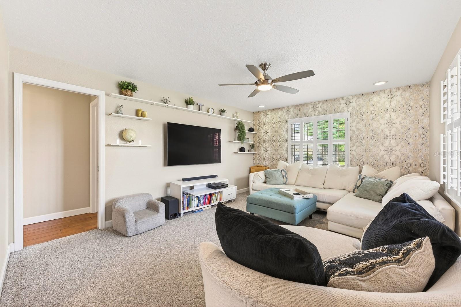 Image 17 of 37 For 4749 Wind Street