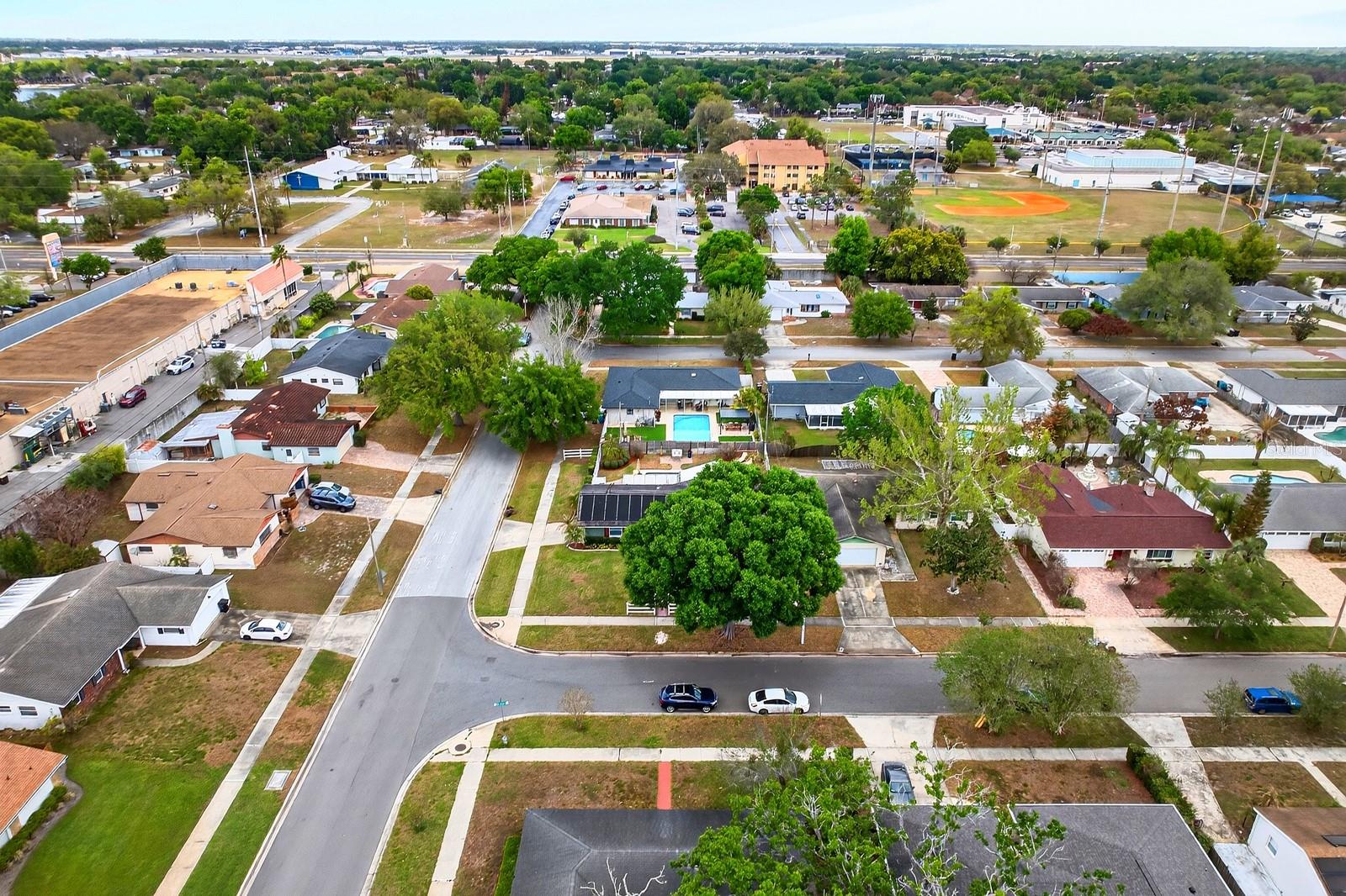 Image 35 of 37 For 4749 Wind Street