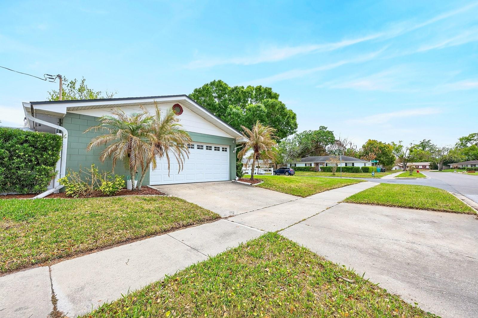 Image 36 of 37 For 4749 Wind Street