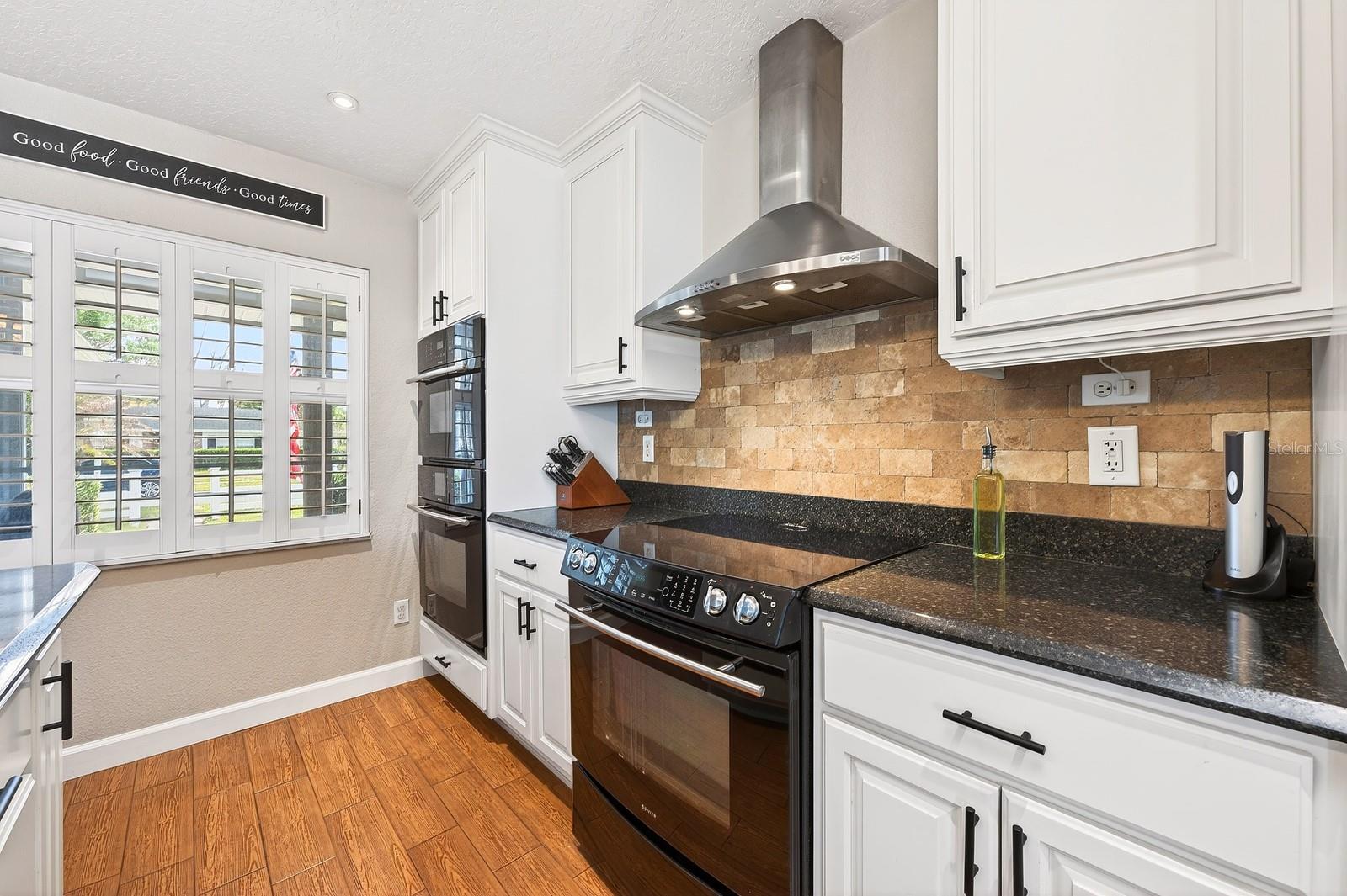 Image 6 of 37 For 4749 Wind Street