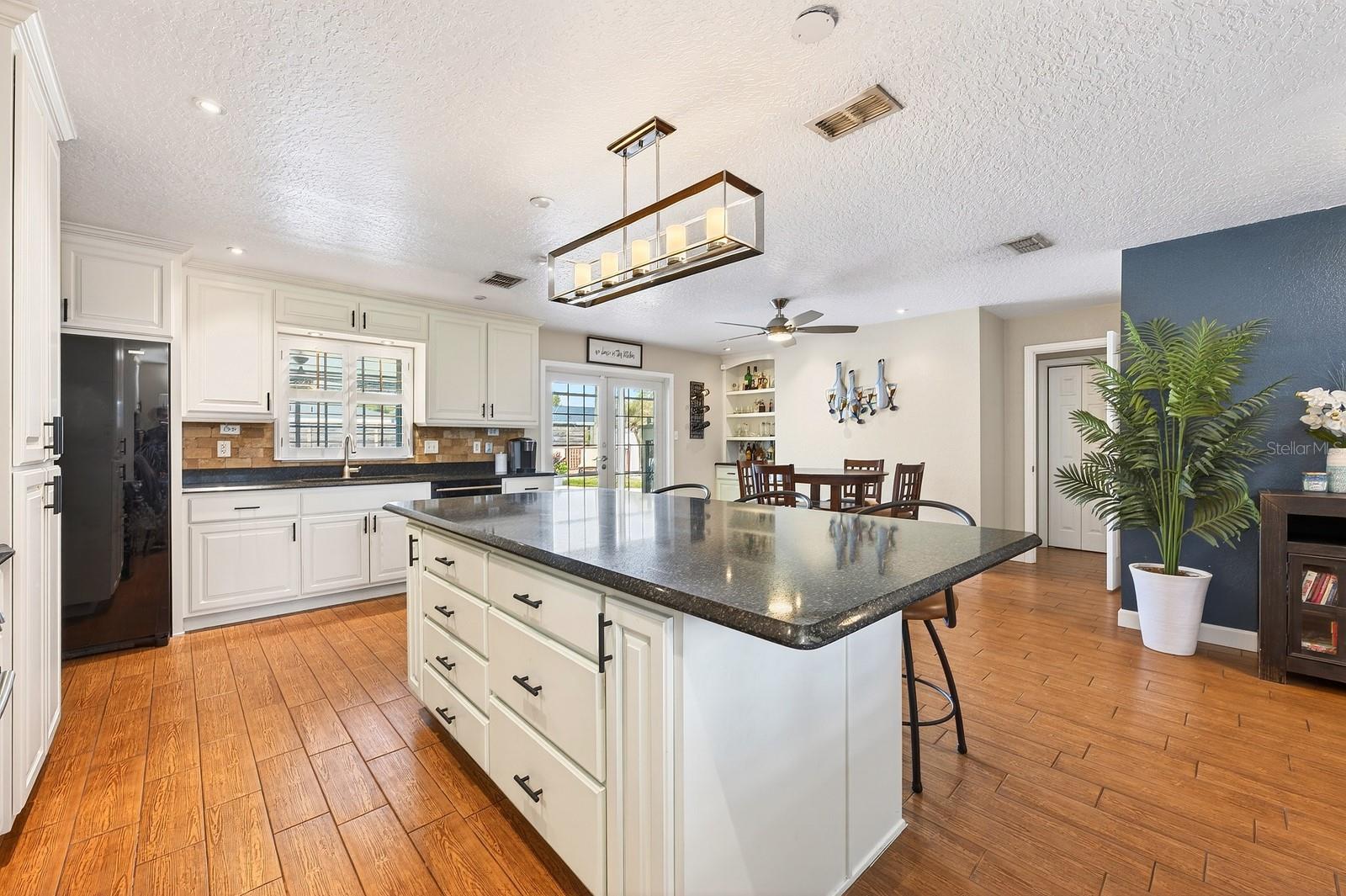 Image 8 of 37 For 4749 Wind Street