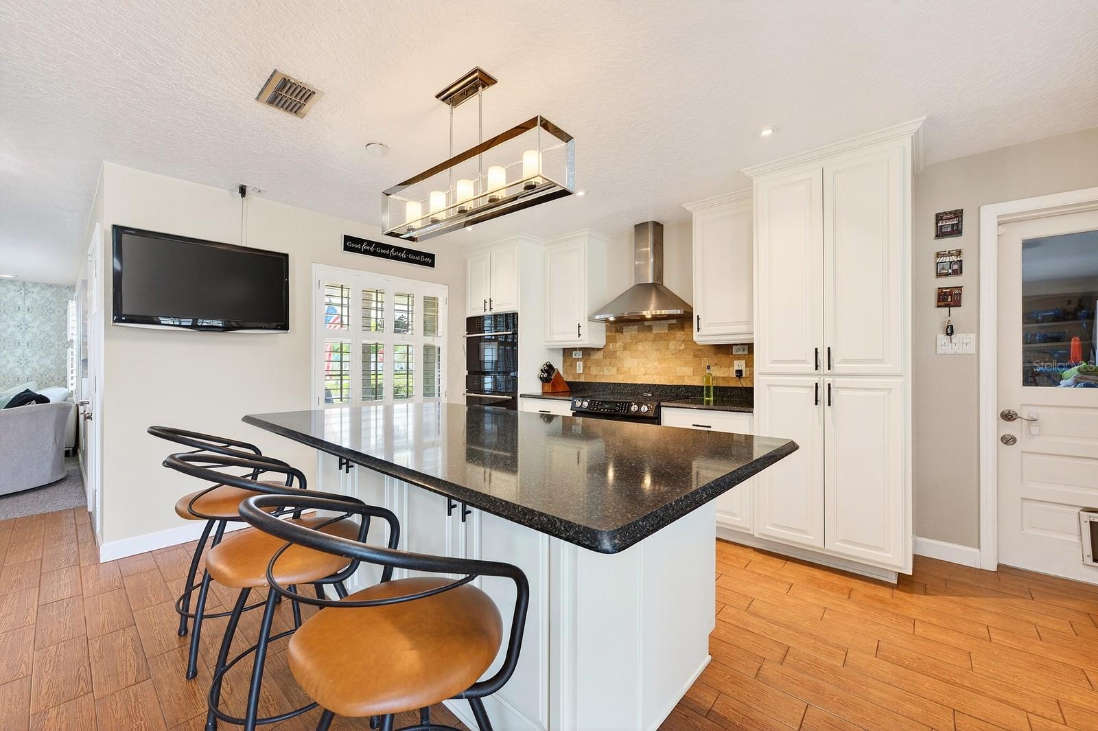 Image 9 of 37 For 4749 Wind Street