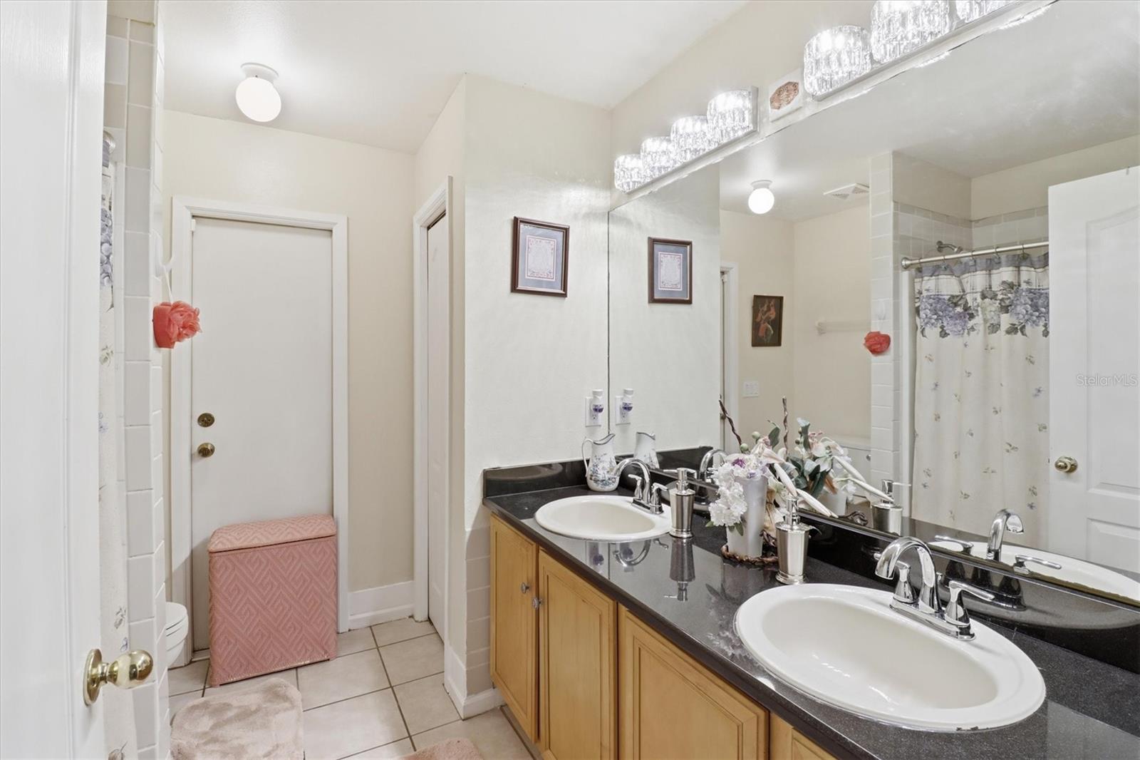 Image 13 of 30 For 2356 Alclobe Circle