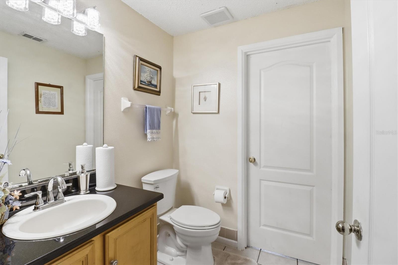 Image 18 of 30 For 2356 Alclobe Circle