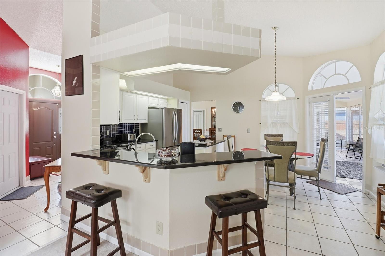 Image 21 of 30 For 2356 Alclobe Circle