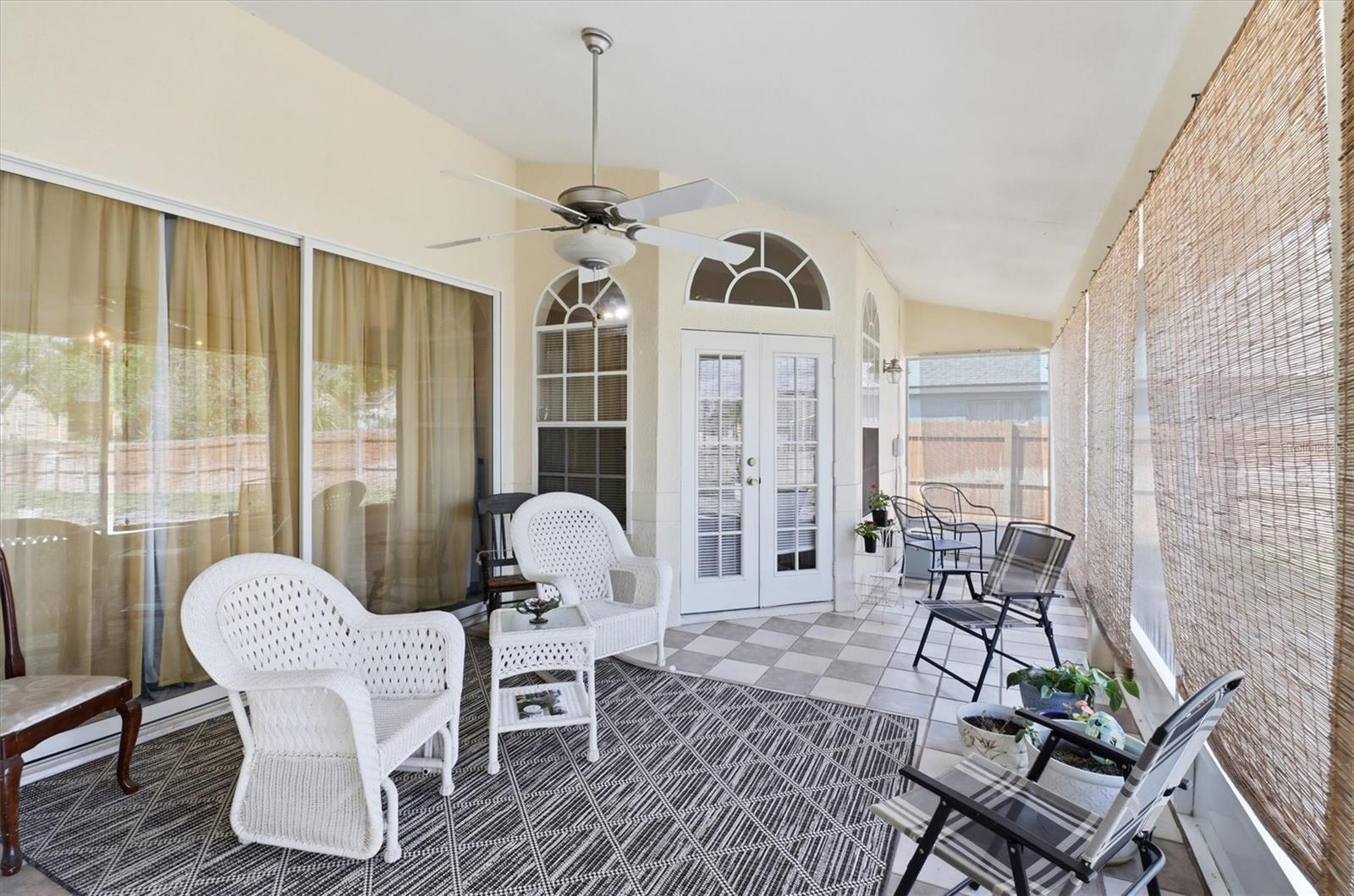 Image 23 of 30 For 2356 Alclobe Circle