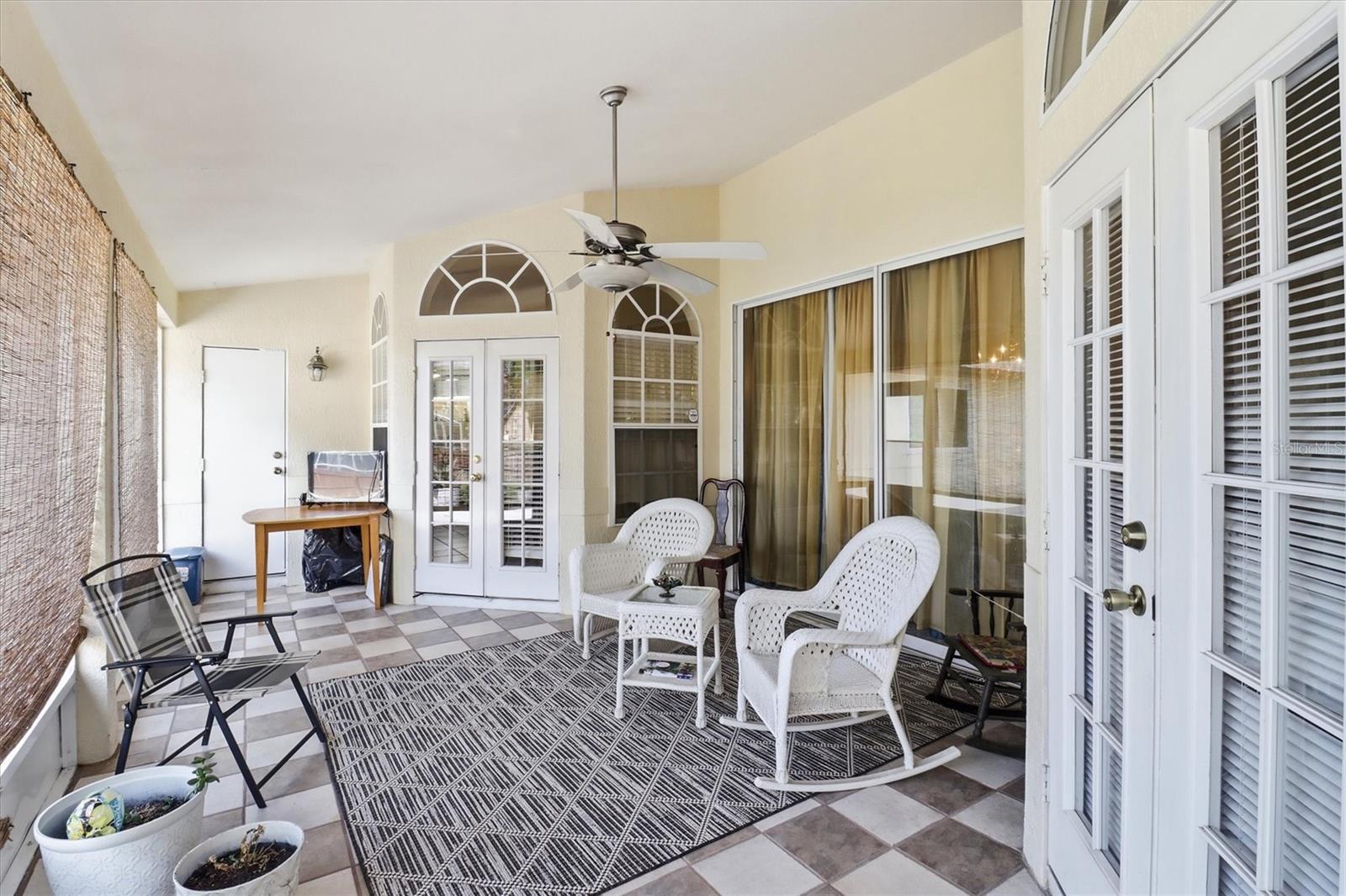 Image 24 of 30 For 2356 Alclobe Circle