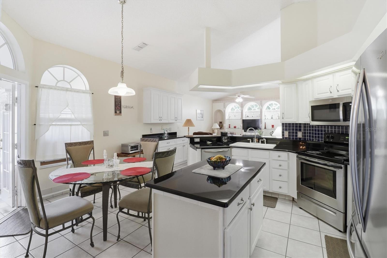 Image 5 of 30 For 2356 Alclobe Circle