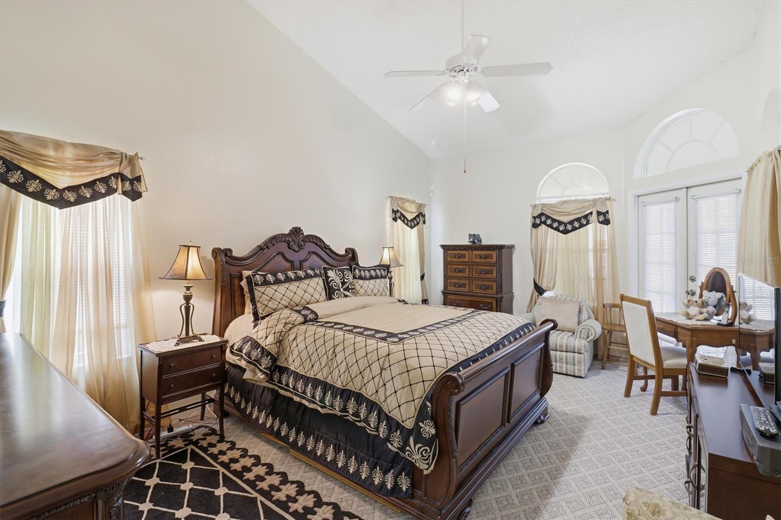 Image 7 of 30 For 2356 Alclobe Circle