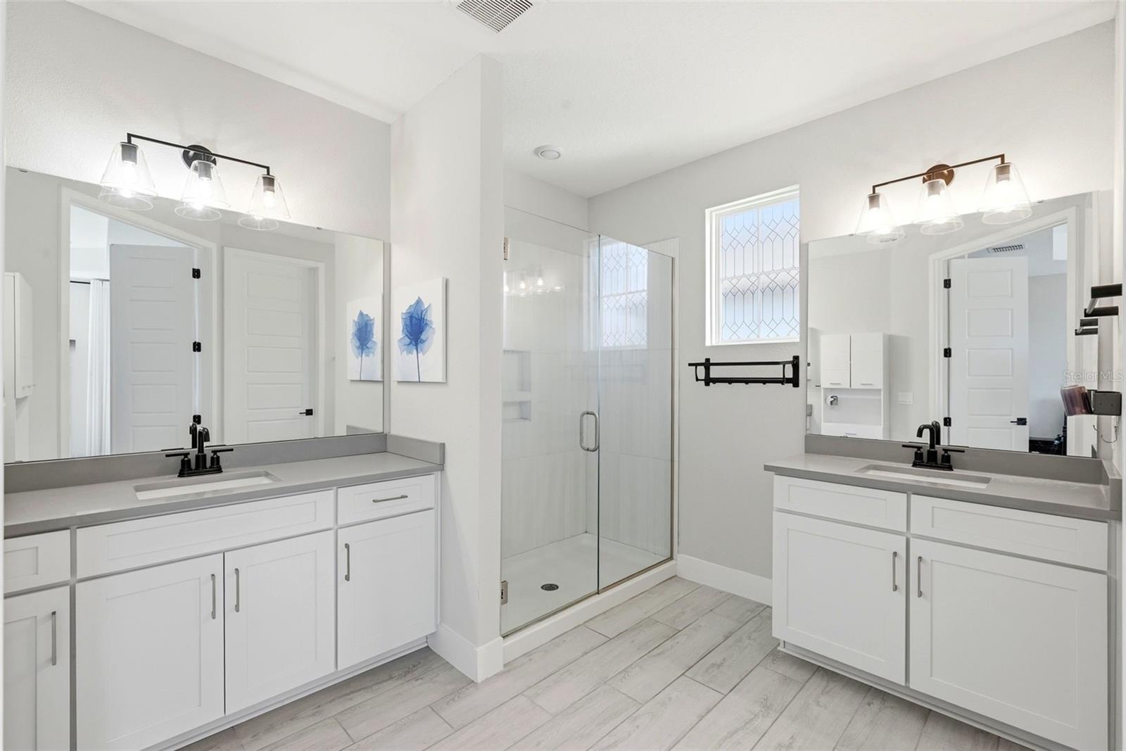 Image 34 of 57 For 7344 Alpine Butterfly Lane