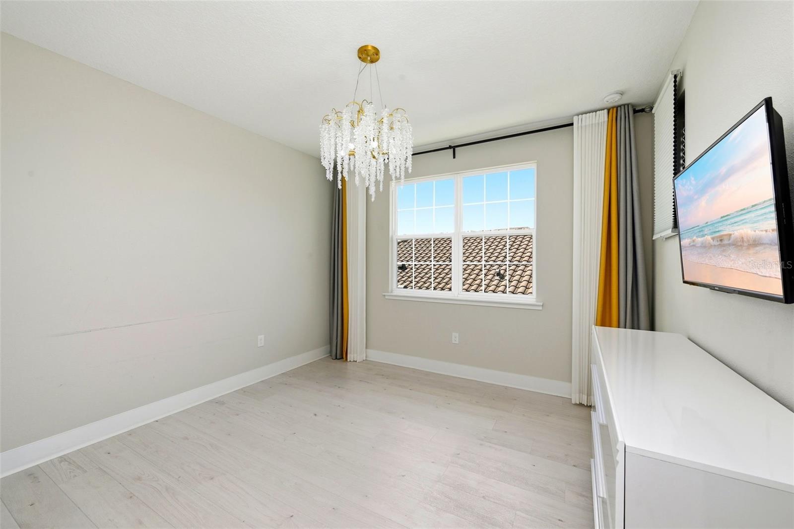 Image 43 of 57 For 7344 Alpine Butterfly Lane