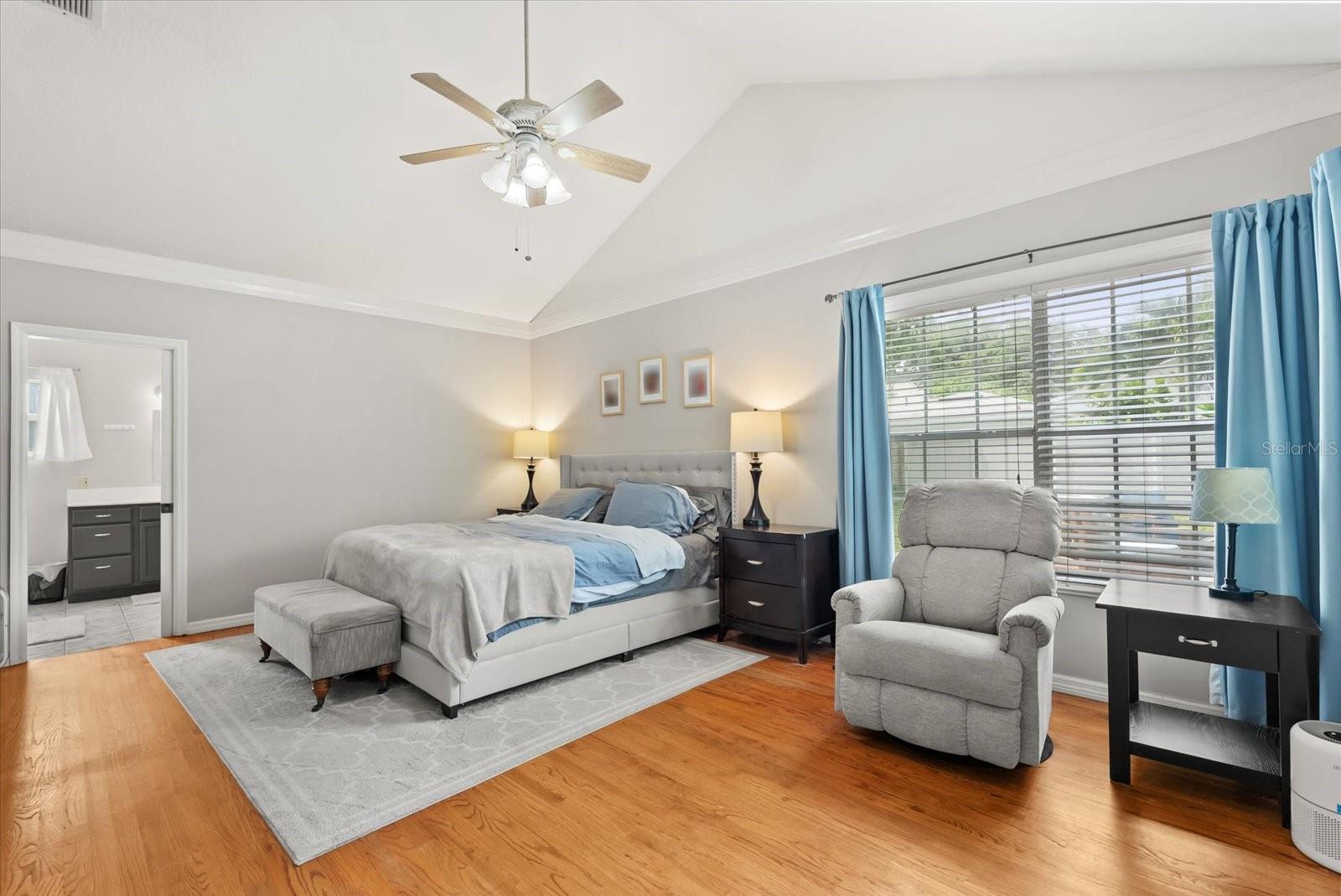 Image 10 of 31 For 37 Vanderbilt Street