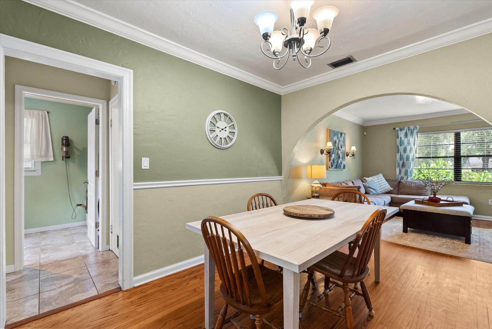 Image 6 of 31 For 37 Vanderbilt Street