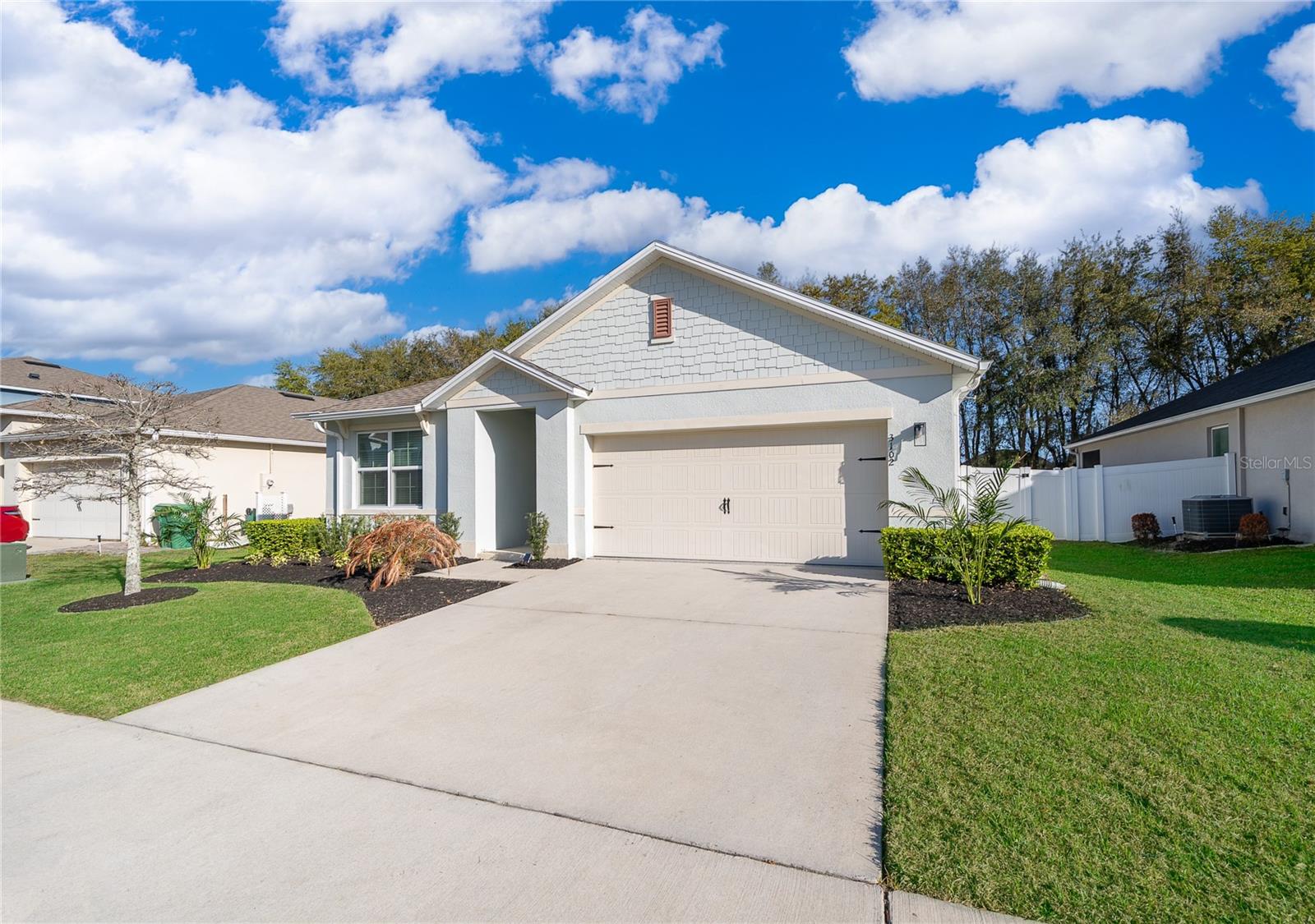 Image 3 of 29 For 3102 Bethpage Loop