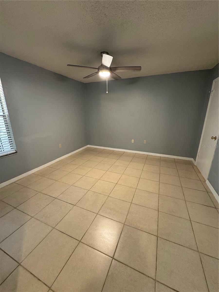 Image 11 of 32 For 642 Dory Lane 101