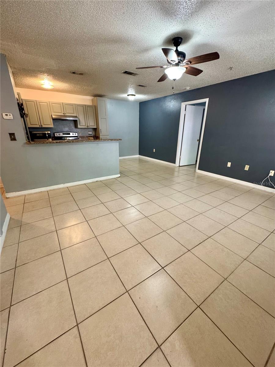 Image 2 of 32 For 642 Dory Lane 101