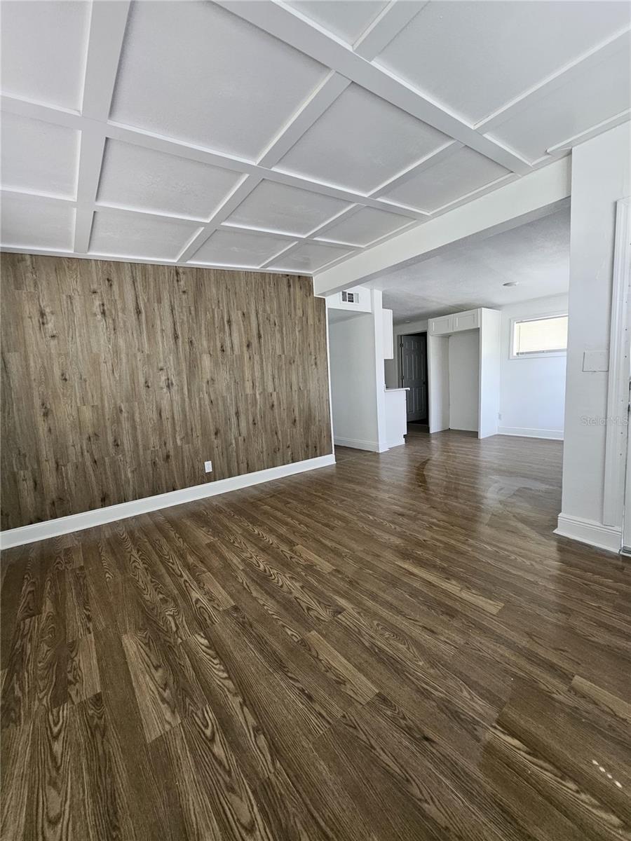 Image 7 of 13 For 4273 Katanga Drive N