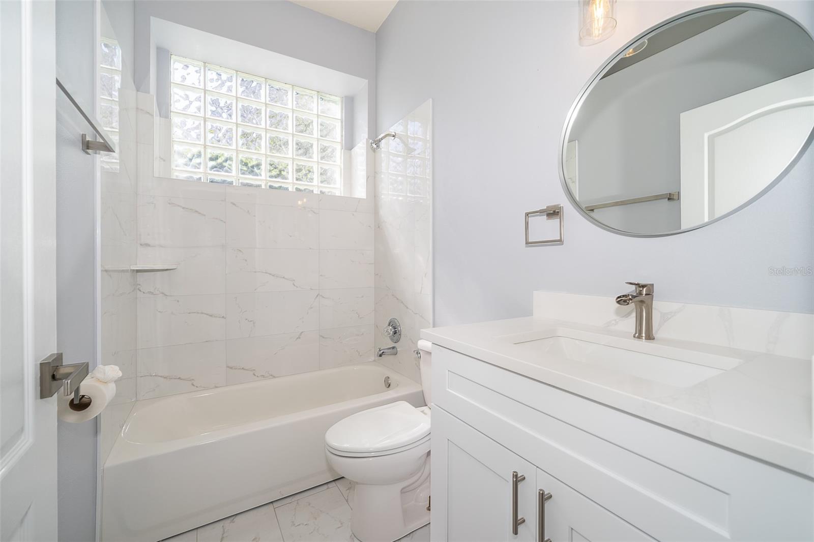 Image 29 of 47 For 8119 Lake Crowell Circle