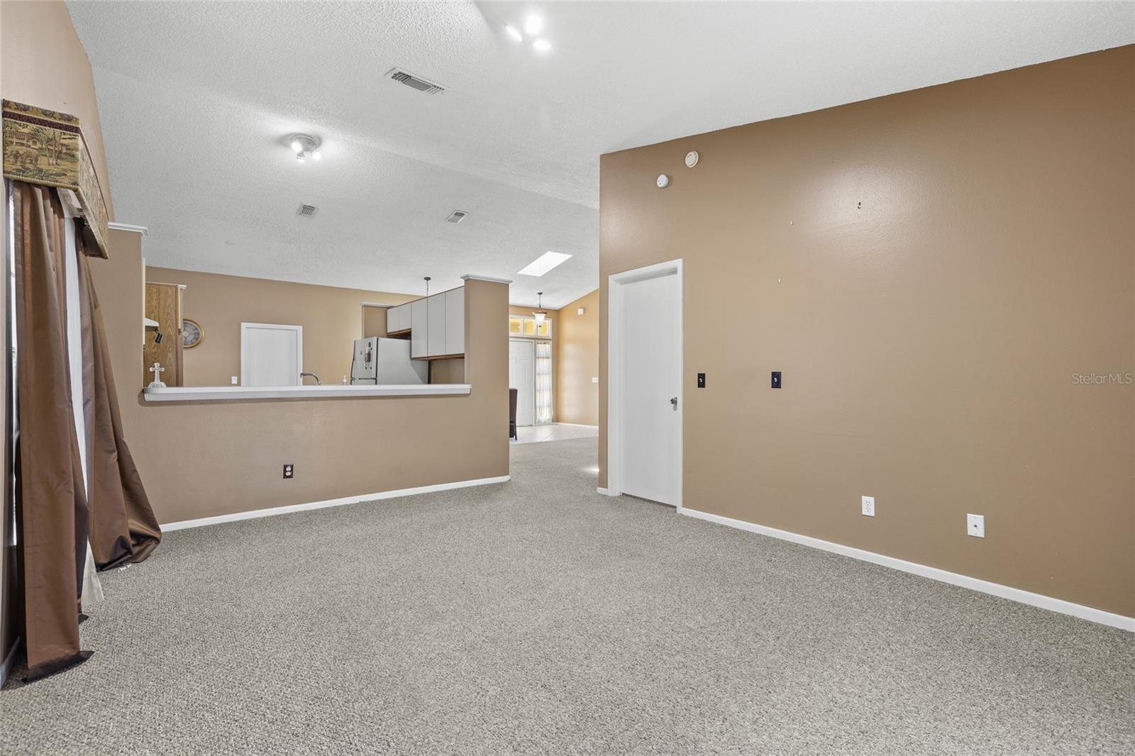 Image 15 of 26 For 1014 Dees Drive