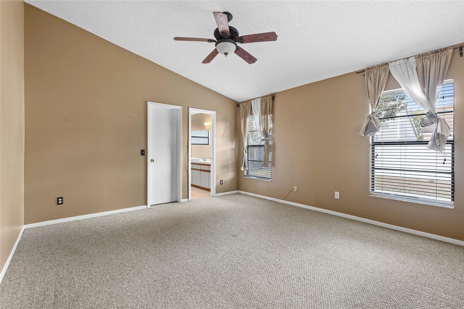 Image 16 of 26 For 1014 Dees Drive