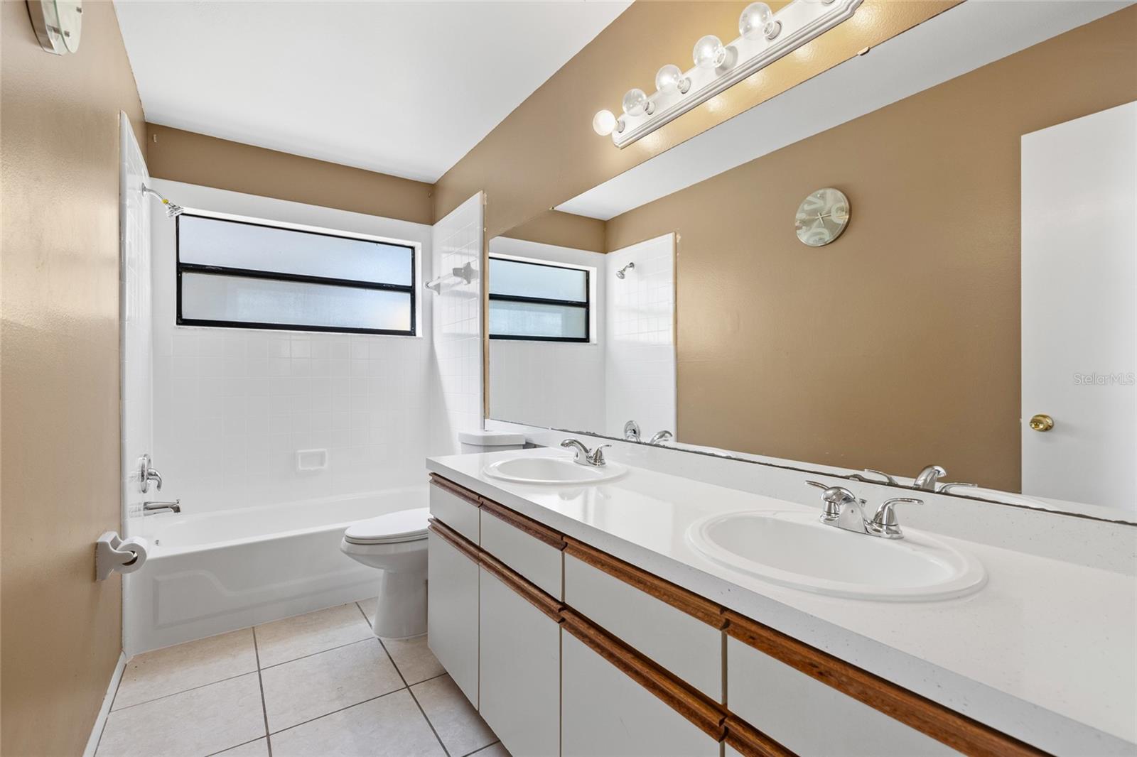 Image 19 of 26 For 1014 Dees Drive