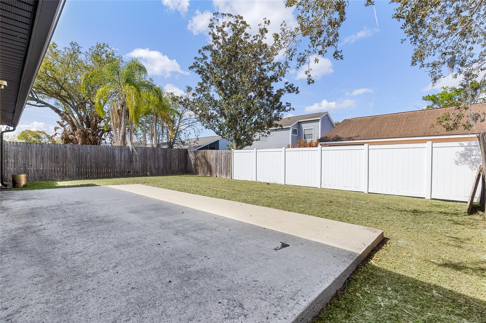 Image 25 of 26 For 1014 Dees Drive