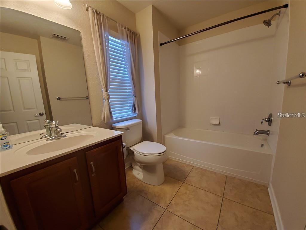 Image 19 of 28 For 1000 Rutgers Lane