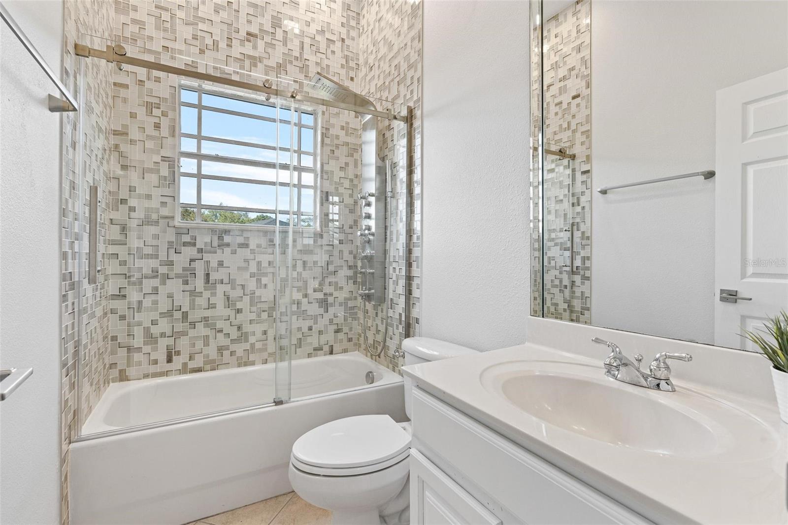 Image 27 of 49 For 11952 Camden Park Drive