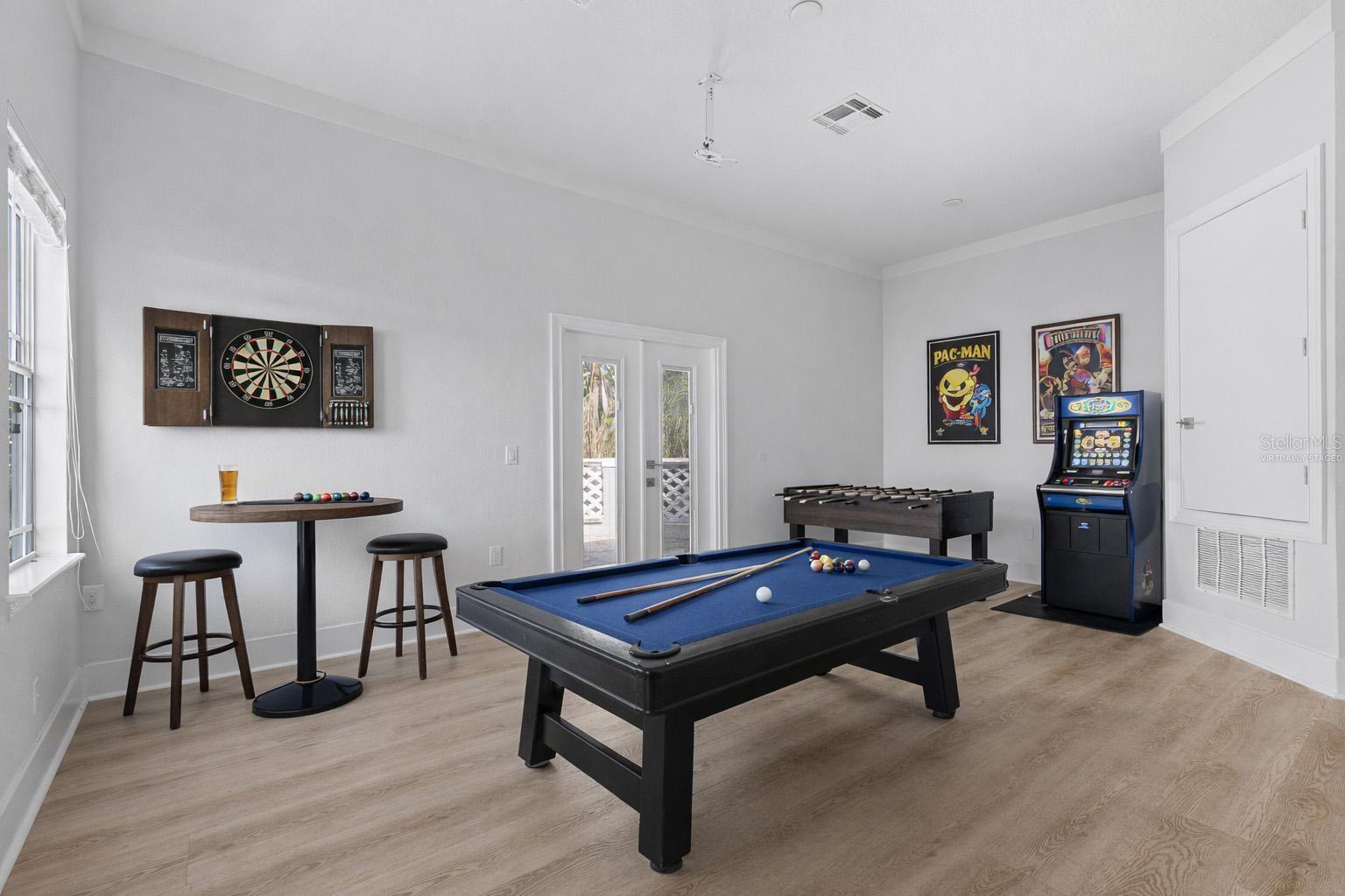 Image 29 of 49 For 11952 Camden Park Drive