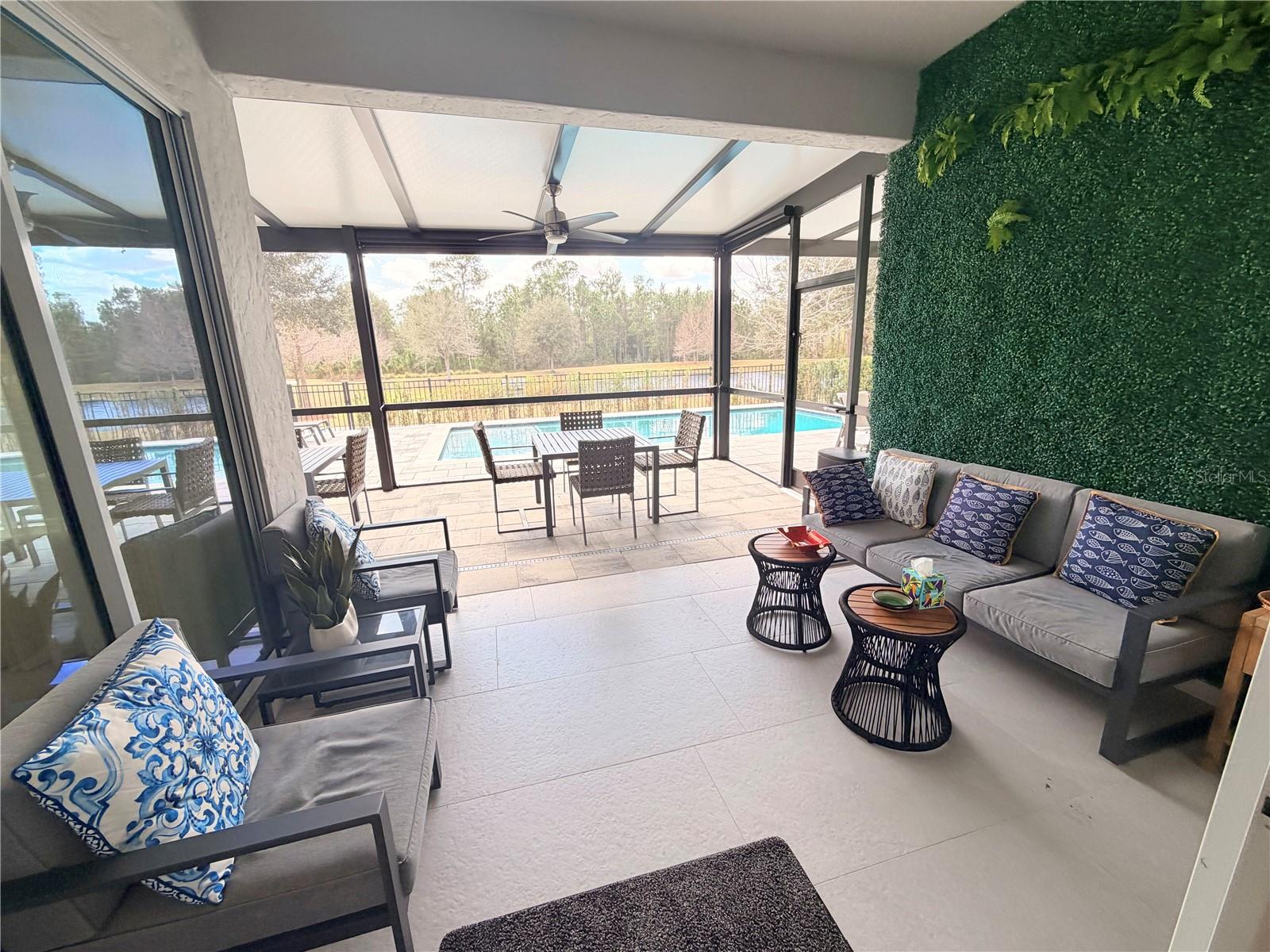 Image 13 of 80 For 12640 Salomon Cove Drive