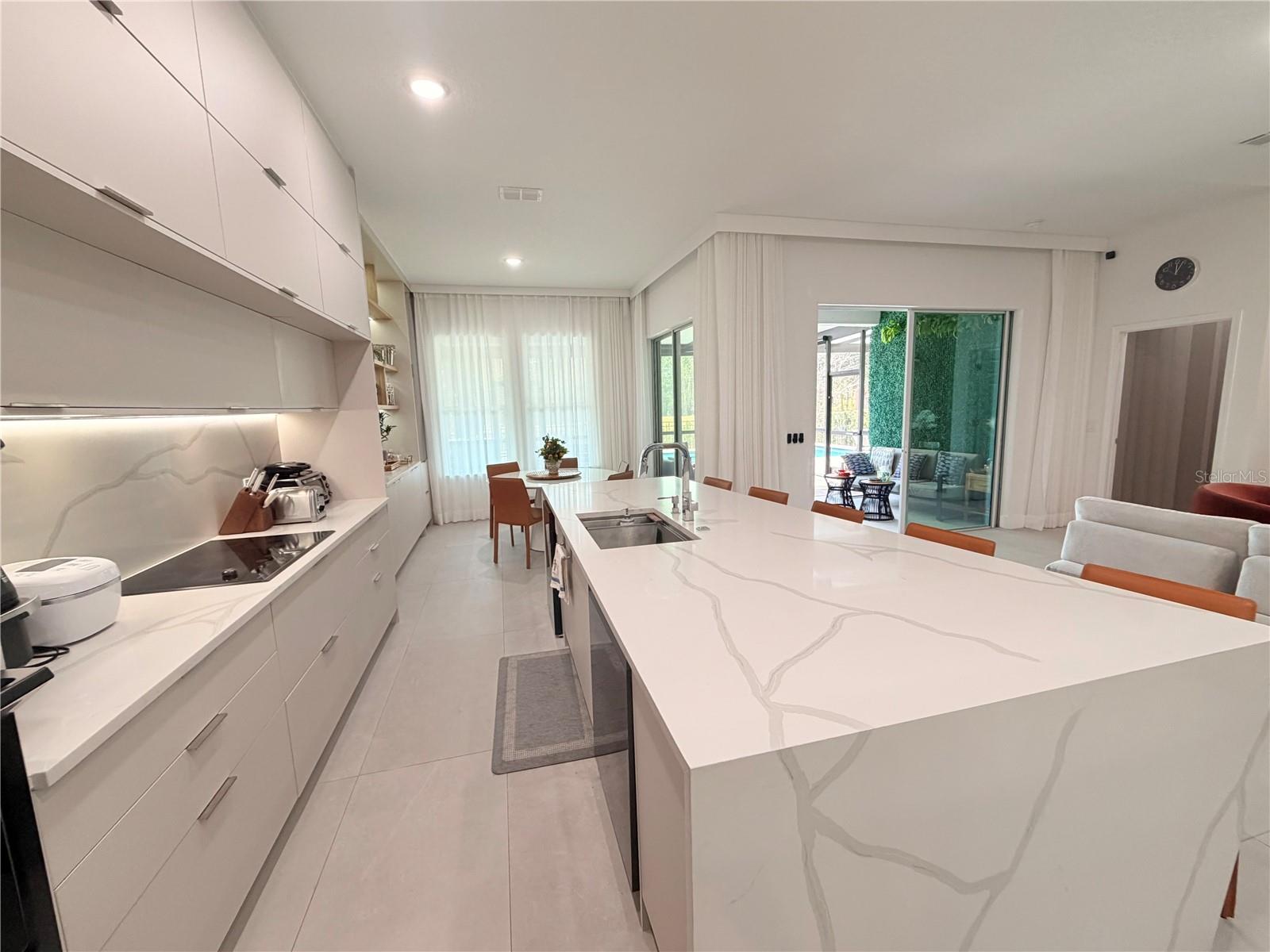 Image 22 of 80 For 12640 Salomon Cove Drive