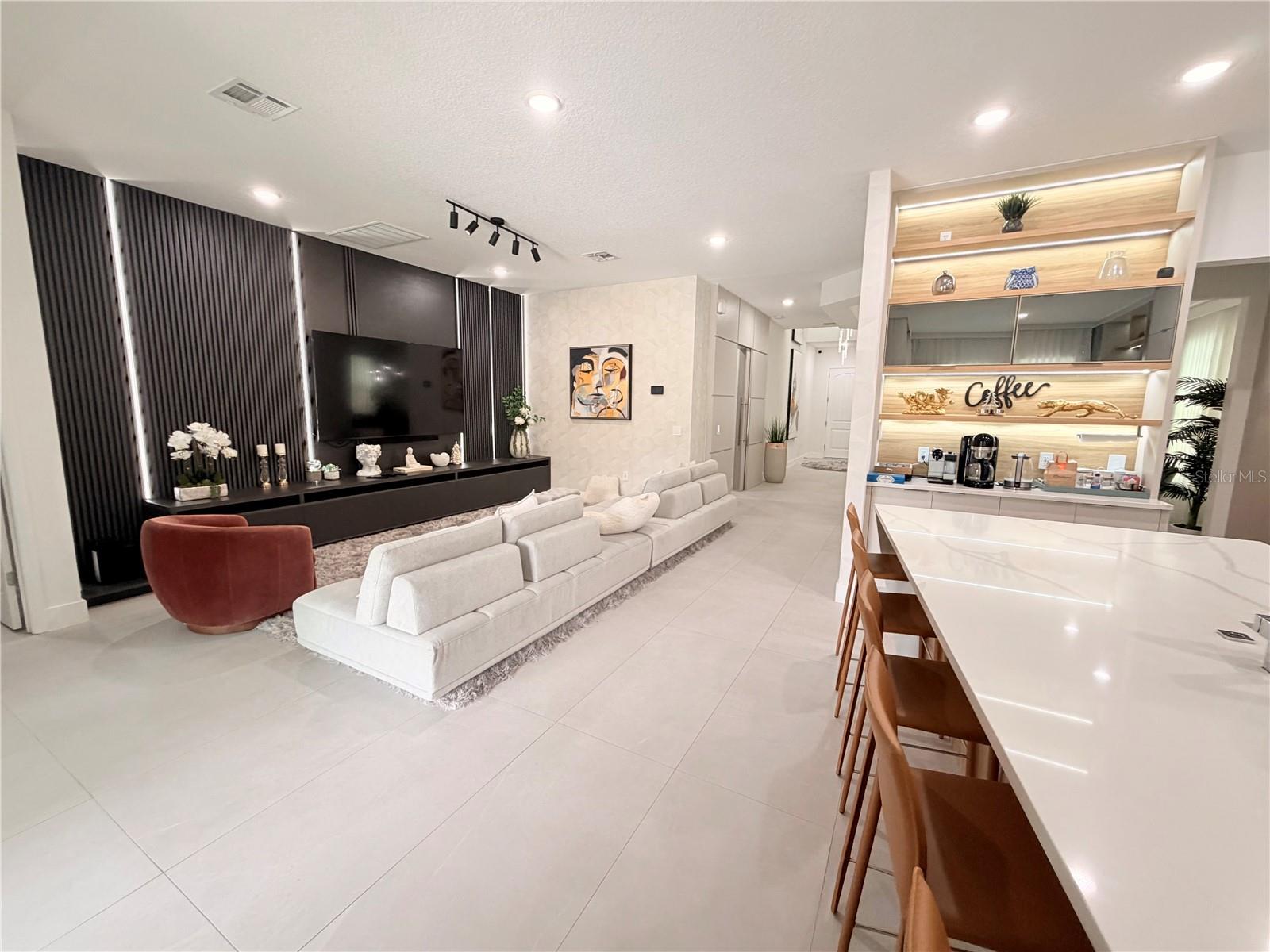 Image 24 of 80 For 12640 Salomon Cove Drive