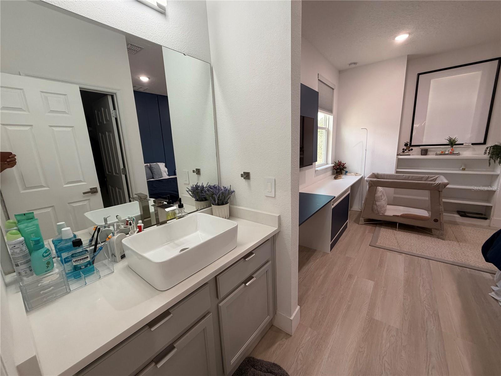 Image 36 of 80 For 12640 Salomon Cove Drive