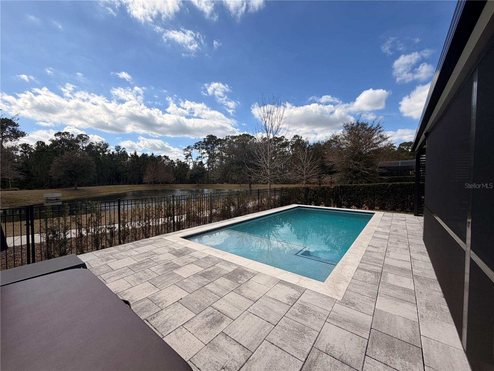 Image 7 of 80 For 12640 Salomon Cove Drive