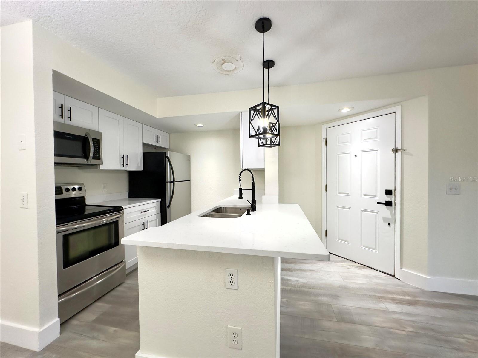 Image 8 of 44 For 5140 Conroy Road 27