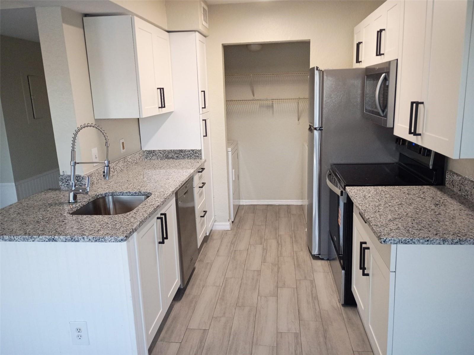 Image 8 of 11 For 1037 Hiawassee Road 2818