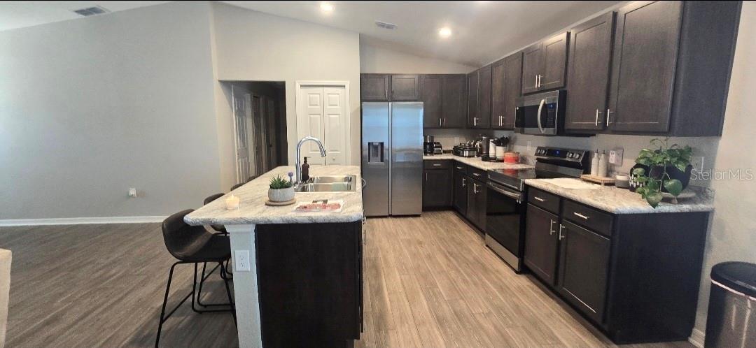 Image 7 of 11 For 1540 Fleur Drive