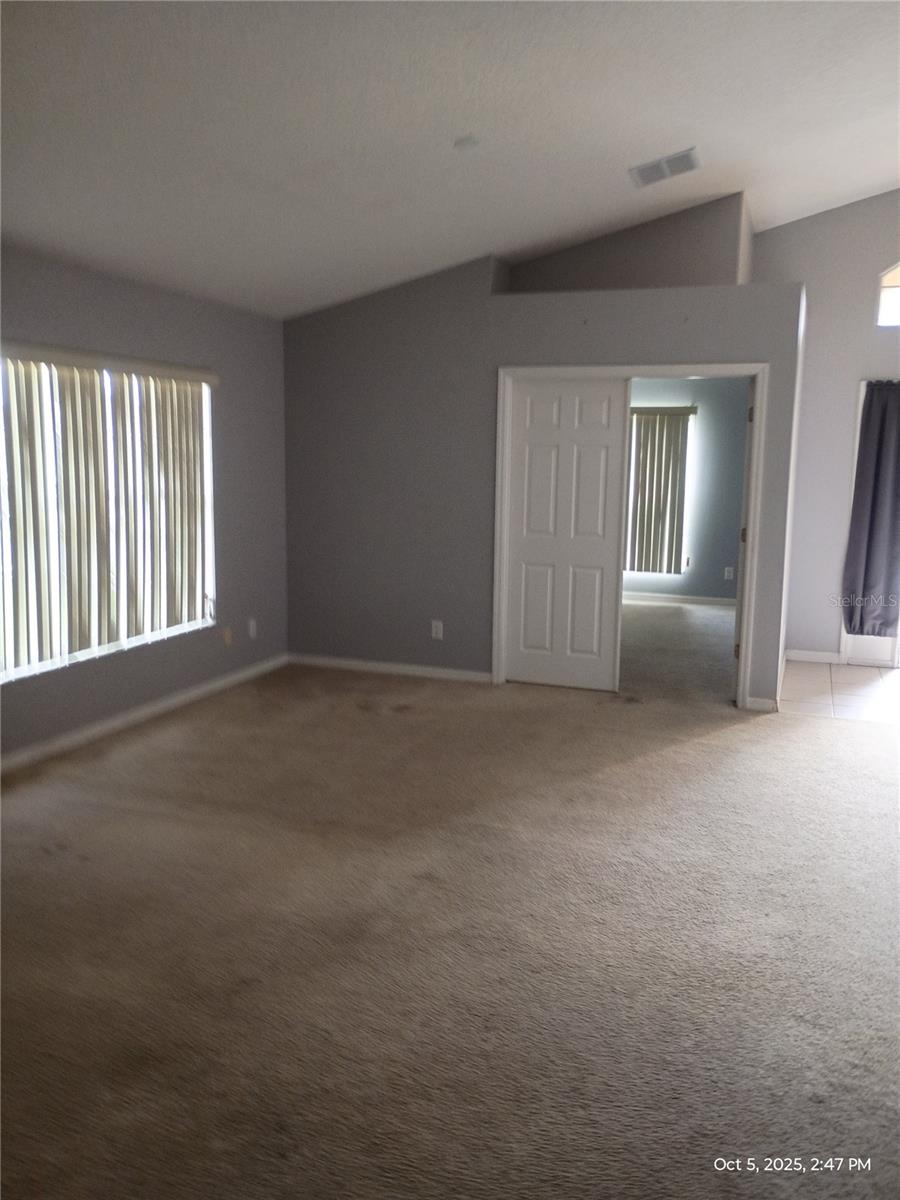 Image 5 of 7 For 254 Hunt Street