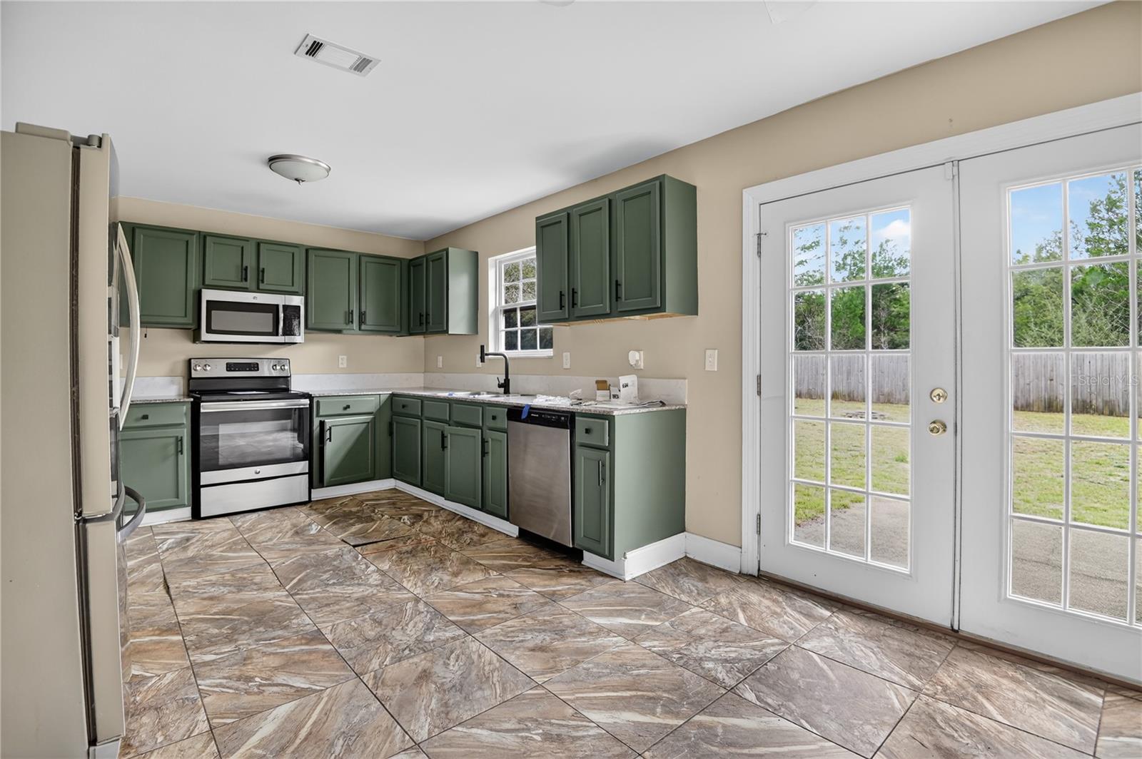 Image 16 of 25 For 4696 Bobolink Way