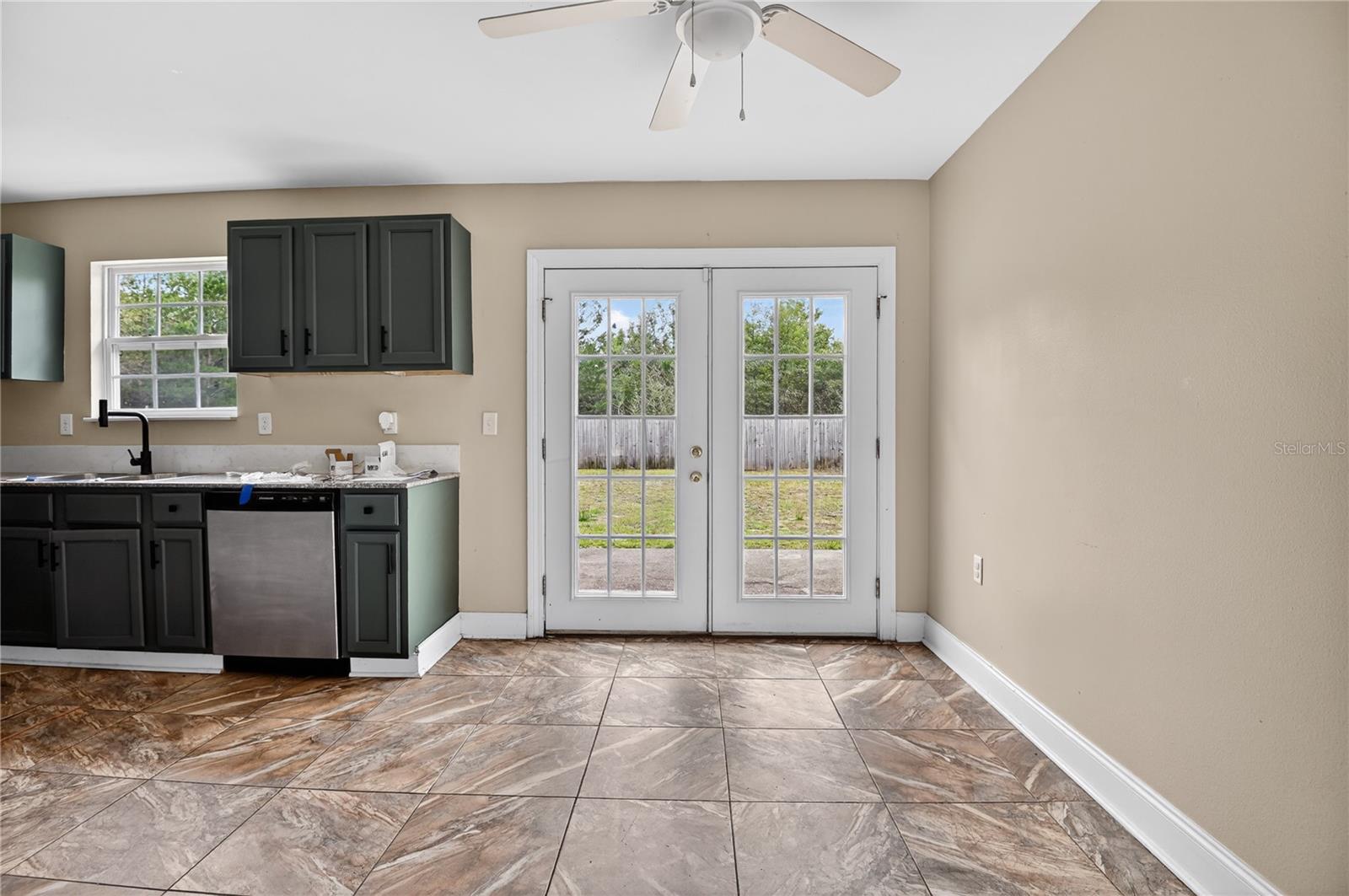 Image 17 of 25 For 4696 Bobolink Way