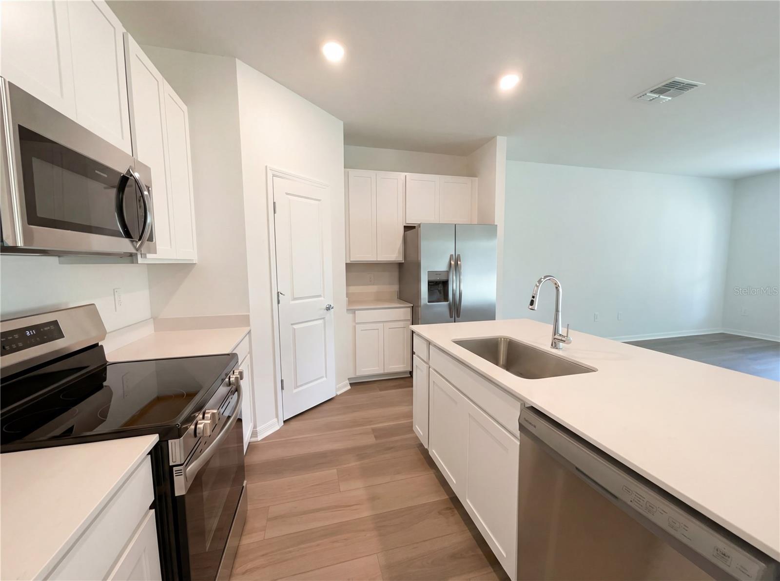 Image 12 of 24 For 19642 82nd Loop