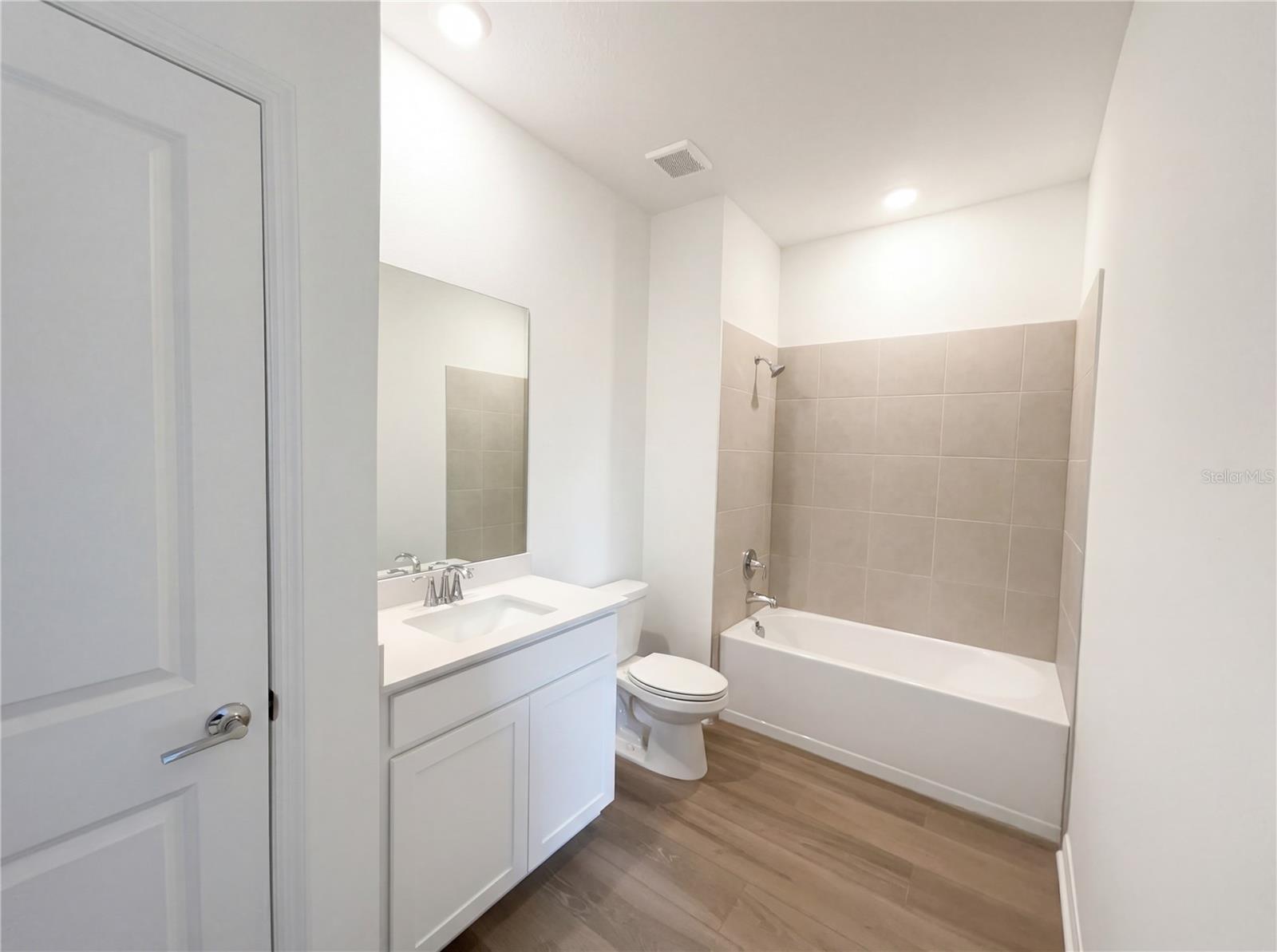 Image 22 of 24 For 19642 82nd Loop