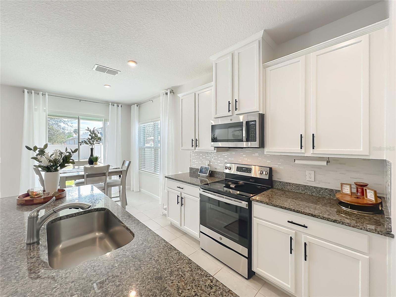 Image 22 of 70 For 3571 Lazy River Terrace